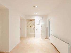 Pronájem bytu 2+kk, Praha - Bubeneč, Jilemnického, 70 m2