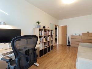 Pronájem bytu 3+kk, Praha - Čakovice, Bermanova, 81 m2