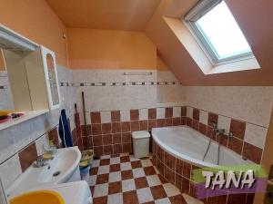 Prodej rodinného domu, Turnov, U Lomu, 140 m2