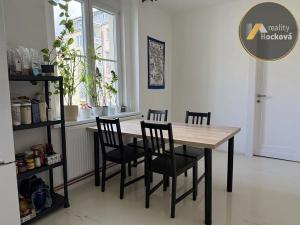 Pronájem bytu 2+kk, Praha - Vinohrady, Šrobárova, 49 m2
