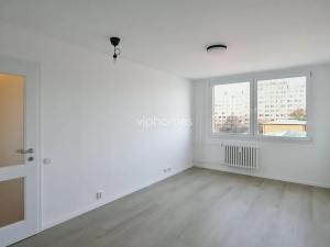 Pronájem bytu 2+kk, Praha - Řepy, Nevanova, 44 m2