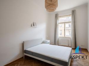 Pronájem bytu 2+kk, Praha - Nové Město, Trojická, 42 m2