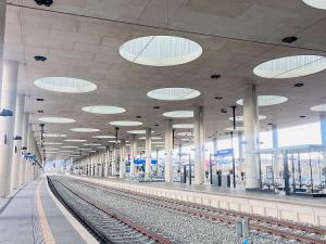 Pronájem bytu 2+kk, Praha - Holešovice, Schnirchova, 52 m2