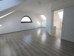 Prodej rodinného domu, Trnová, 318 m2