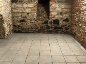 Pronájem skladu, Praha - Žižkov, Husitská, 28 m2