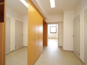 Pronájem kanceláře, Praha - Smíchov, Štefánikova, 63 m2