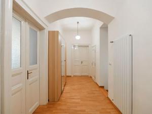 Pronájem bytu 3+1, Praha - Vinohrady, Mánesova, 118 m2