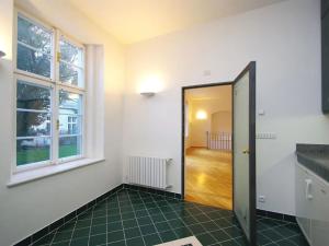 Pronájem bytu 4+1, Praha - Malá Strana, Vlašská, 184 m2