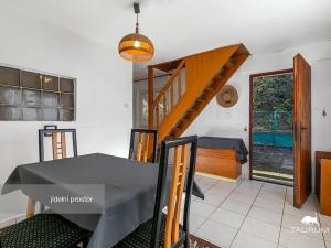 Prodej chaty, Šťáhlavy, 86 m2