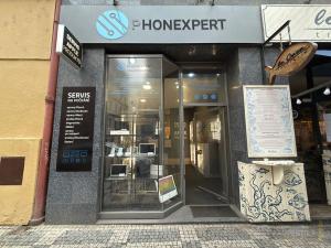 Pronájem obchodního prostoru, Praha - Nové Město, V jámě, 28 m2