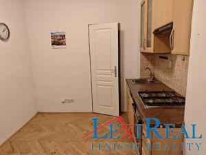 Pronájem bytu 1+1, Praha - Košíře, Štěpánkova, 37 m2