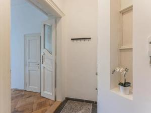 Pronájem bytu 1+kk, Praha - Staré Město, Martinská, 32 m2
