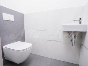 Prodej bytu 4+kk, Ostopovice, B. Němcové, 170 m2