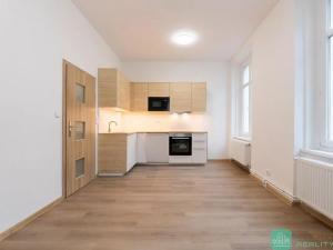 Pronájem bytu 2+1, Teplice, 28. října, 50 m2