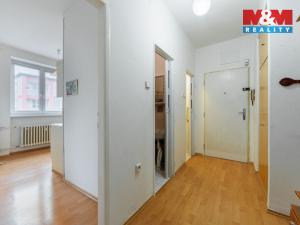 Prodej bytu 2+1, Karlovy Vary - Rybáře, Sokolovská, 58 m2