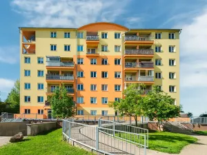 Pronájem bytu 2+kk, Klecany, V Honech, 36 m2