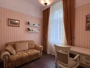 Prodej bytu 4+1, Karlovy Vary, Krále Jiřího, 120 m2