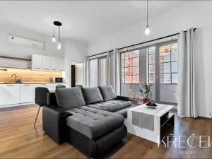 Pronájem bytu 2+kk, Třebíč, Tomáše Bati, 55 m2