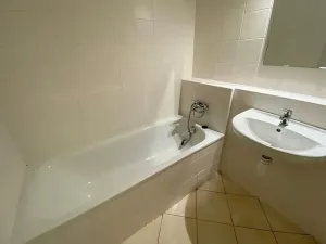 Prodej bytu 2+kk, Praha - Troja, Hnězdenská, 38 m2