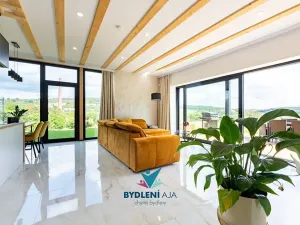 Prodej rodinného domu, Bystřany, 284 m2