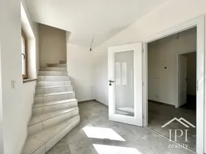 Pronájem rodinného domu, Bořanovice, U Rybníka, 160 m2