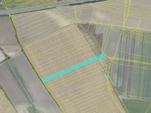 Prodej podílu pole, Mochov, 5778 m2