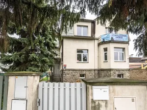 Prodej obchodního prostoru, Praha - Štěrboholy, Ústřední, 280 m2