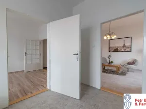 Pronájem bytu 3+1, Rakovník, Husovo náměstí, 95 m2