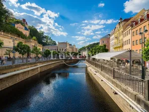 Prodej bytu 2+kk, Karlovy Vary, Vřídelní, 63 m2