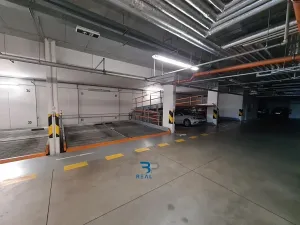 Prodej garážového stání, Praha - Dejvice, Lindleyova, 10 m2