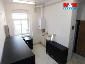 Pronájem obchodního prostoru, Cheb, Mánesova, 75 m2