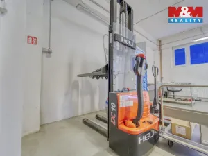 Pronájem výrobních prostor, Rokycany - Nové Město, Dukelská, 676 m2