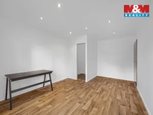 Prodej bytu 3+1, Praha - Klánovice, Medinská, 81 m2