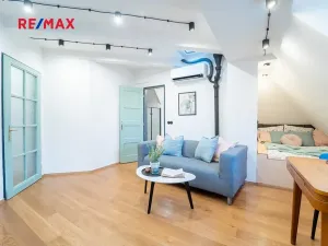 Prodej bytu 1+kk, Praha - Holešovice, Veverkova, 40 m2