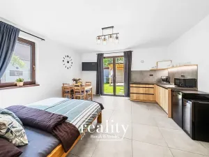 Prodej vícegeneračního domu, Perná, 205 m2