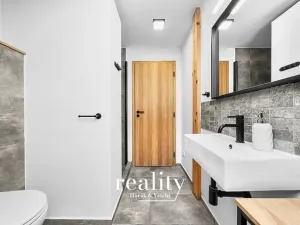 Prodej rodinného domu, Perná, 205 m2