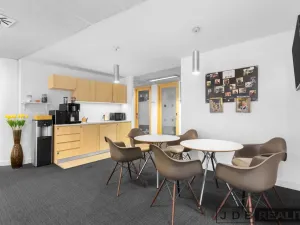 Pronájem kanceláře, Praha - Smíchov, Nádražní, 75 m2