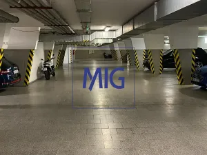 Prodej garážového stání, Brno, Trýbova, 25 m2