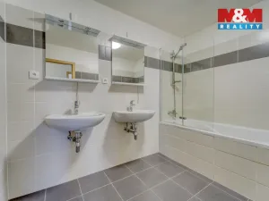 Pronájem bytu 3+kk, Plzeň - Jižní Předměstí, Nemocniční, 85 m2