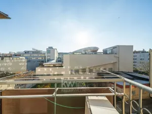 Prodej bytu 2+kk, Praha - Holešovice, Ortenovo náměstí, 39 m2