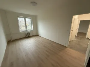 Prodej bytu 2+1, Praha - Záběhlice, Trenčínská, 52 m2