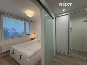 Pronájem bytu 2+kk, Praha - Řepy, Bazovského, 36 m2