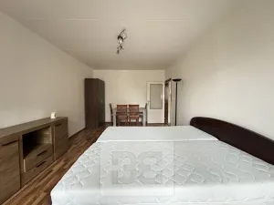 Pronájem bytu 1+1, Brno, Foltýnova, 38 m2