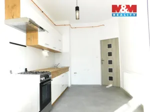 Pronájem bytu 3+1, Cheb, Valdštejnova, 86 m2