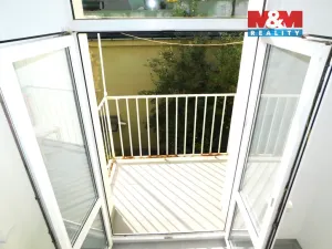 Pronájem bytu 3+1, Cheb, Valdštejnova, 86 m2