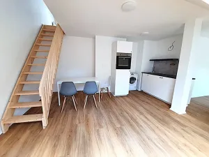 Prodej bytu 2+kk, Praha - Karlín, Karlínské náměstí, 67 m2