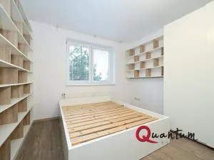 Pronájem bytu 3+1, Praha - Suchdol, K Horoměřicům, 90 m2