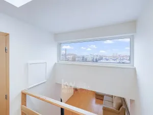 Pronájem bytu 2+kk, Praha - Žižkov, Viklefova, 56 m2