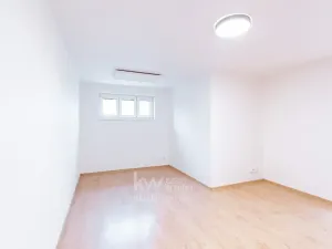 Pronájem bytu 2+kk, Praha - Žižkov, Viklefova, 56 m2