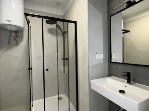 Pronájem bytu 1+1, Praha - Podolí, U Kublova, 43 m2